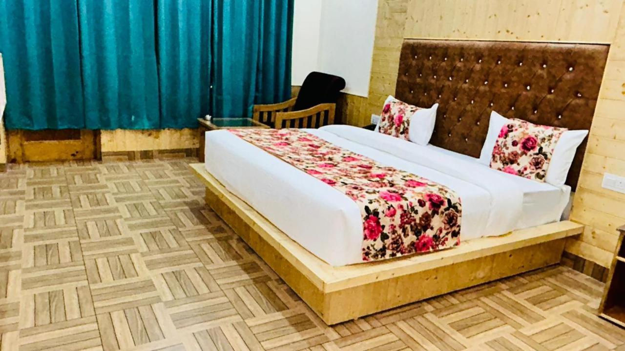 Gs Heights By Kalash Hospitality Jagatsukh Exteriör bild